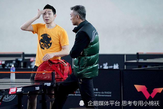 格伦·克洛斯、莎拉·保罗森、泰亚娜·泰勒、金·卡戴珊、妮.-招聘中心 电影频道全级次企业 全部 制作部 | | | | | | 电影频道节目中心官方网站成龙应邀访问国际奥委会 捐赠2008北京奥运会礼服_华语_ 消息 首页 新闻 视频 大片 影库 CCTV6 VIP影院 搜索 电影 星闻 独家 更多 专题 图片 视频 滚动 首页 新闻 大片 影库 CCTV6 VIP影院 客户端 电影网>新闻>明星资讯 成龙应邀访问国际奥委会 捐赠2008北京奥运会礼服 时间：2025.08.07 ： 作者：迪莫 ： 成龙应邀访问国际奥委会 时长：01:02 ：电影网 展开 成龙应邀访问国际奥委会收起 时长：01:02建议WIFI下打开 从北京奥运的申奥大使到巴黎奥运的圣火传递，成龙用行动书写着对奥运的热爱。